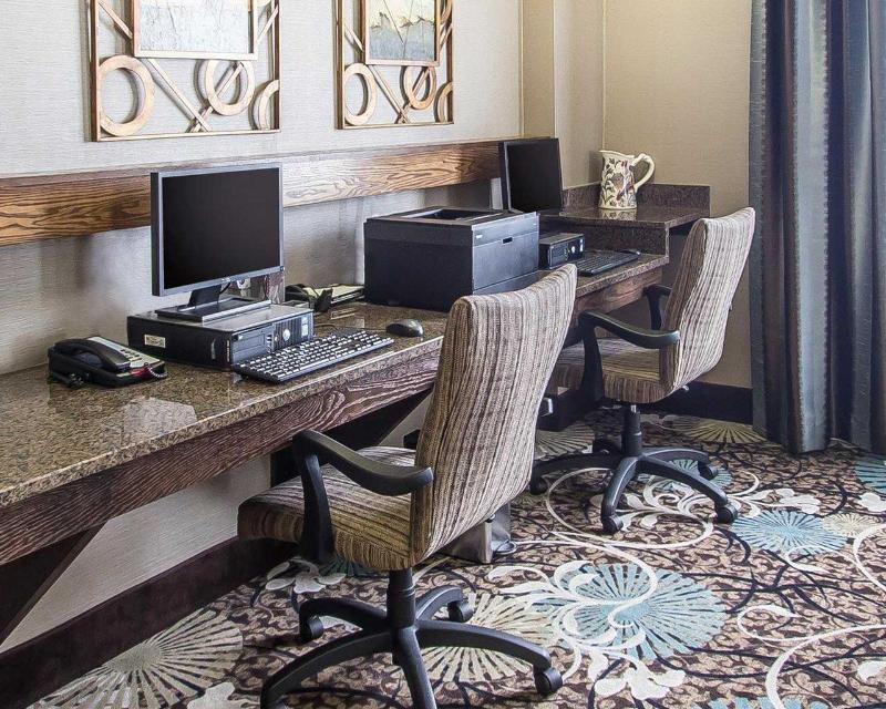 Country & By Radisson, Stillwater, Mn 3*